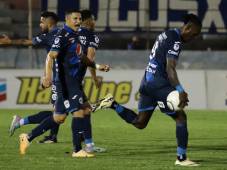 Rubilio Castillo rescata un punto para Motagua en La Ceiba ante un Victoria muy superior