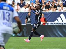 Alberth Elis vuelve a jugar después de dos meses y lo hace anotando gol en la derrota del Burdeos contra Auxerre