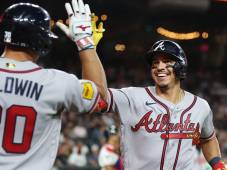 Mauricio Dubón sigue fortaleciendo su temporada 2026 en los Bravos de Atlanta luego de su llegada procedente de los Astros de Houston. Foto Atlanta Braves.