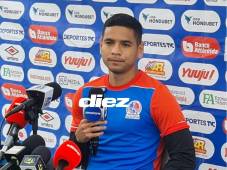 Carlos Pineda en conferencia de prensa previo al duelo ante Olancho FC.