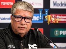 El entrenador de El Salvador atendió la conferencia de prensa previo al choque ante Honduras. FOTO: MAURICIO AYALA.