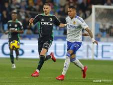 Kervin Arriaga en el pasado encuentro frente al Burgos. Foto cortesía Hoy Aragón y LaLiga.