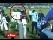 Zafarrancho: Así fue la bronca entre Edrick Menjívar y Emilio Izaguirre en la final Olimpia-Motagua