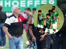 El entrenador tuvo una discusión con un aficionado esmeralda al finalizar el partido.