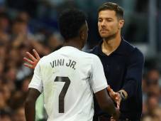 Tensión en Real Madrid: nuevo cruce entre Vinicius y Xabi Alonso; esto fue lo que le gritó el técnico: “Que no te pares...”