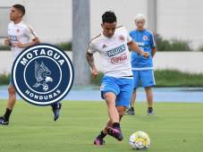 Santiago Montoya estuvo en el proceso de Pékerman y alcanzó a debutar frente a Brasil.