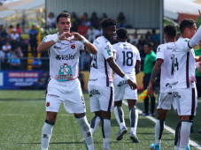Cerró la pinza: Ángel Tejeda regresa al gol después de tres meses de sequía con la Liga Deportiva Alajuelense de Costa Rica