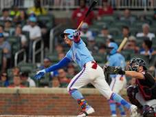 Mauricio Dubón vuelve a tener actividad hoy con los Bravos de Atlanta ante los Rockies de Colorado. Foto cortesía chroniclet.com.