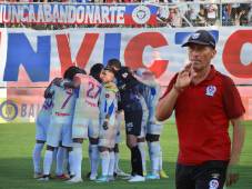 El Olimpia del argentino Pedro Troglio llegó a 41 partidos invicto en Liga Nacional. Un año sin perder tiene en Liga Nacional.