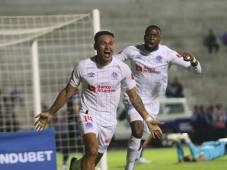 Motagua rescata el empate ante Olimpia en un cierre de infarto en el clásico nacional; la hegemonía del león aumenta a 17 juegos