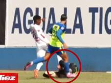 Julián Martínez cayó en el área del Olancho FC, pero Héctor Rodríguez no señaló penal.