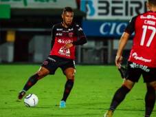 ¡Paliza! Alex López se despacha un sensacional golazo con Alajuelense en la final de liguilla frente al Saprissa
