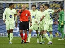 Pedri no se mide y atiza contra el árbitro tras el Inter-Barcelona y hace un llamado enérgico a la UEFA