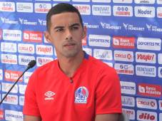 Emmanuel Hernández se pronuncia tras ola de salidas en Olimpia y opina sobre el adiós a la racha de triunfos