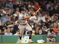 El hondureño Mauricio Dubón continúa viviendo temporadas mágicas en las Grandes Ligas de Béisbol de Estados Umidos.