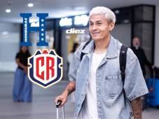 Andy Nájar llegando al aeropuerto internacional Ramón Villeda Morales de San Pedro Sula. Foto Mauricio Ayala.