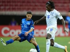 Joshua Pérez, jugador salvadoreño, ficha en Europa después de estar desaparecido