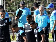 Honduras pide a Concacaf quitar amarillas para llegar en igualdad a sus rivales en Nations League