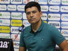 Orlando López anunció este jueves su salida de los Lobos de UPNFM tras la goleada ante Motagua. Fotos Marvin Salgado.