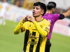 Roberto Osorto aportó con gol y asistencia en la remontada de Real España ante Olimpia en la tercera jornada de las triangulares.