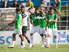 Nicolás Messiniti celebra su primer gol del partido ante Juticalpa FC. Fotos Mauricio Ayala y Moisés Valenzuela.