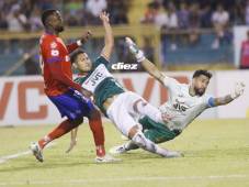 Marathón y Olimpia igualaron 2-2 en el partido de ida de la gran final del torneo Apertura 2025-2026 de la Liga Nacional de Honduras. Foto DIEZ.