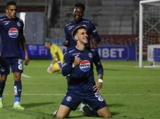 Motagua goleó a un pobre Juticalpa FC y no renuncia al liderato; dejó a los canecheros con matices de descenso