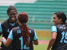 CD Under demostró su potencial goleador en el primer duelo de la final ante Motagua. Foto archivo.