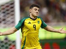 Jamaica derrota a la resiliente Nueva Caledonia y jugará con RD Congo por el pase al Mundial del 2026