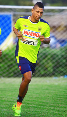 Primer entrenamiento de Carlo Costly con Real España