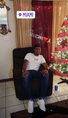 ¡Entre fiesta, amigos y familia! Los futbolistas hondureños recibieron el 2020 a lo grande