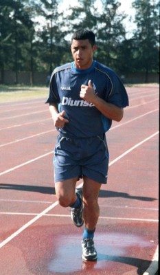 Estas son las imágenes que nunca habías visto de Noel Valladares