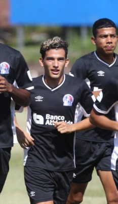 MERCADO: Futbolistas de Olimpia no saben dónde jugarán y Najar es noticia