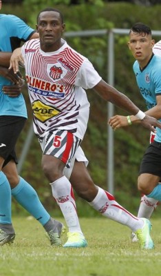 Héctor Castellón elige el 11 ideal del Apertura 2017 en Honduras