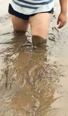 Qué terrible: La colonia en La Lima que quedó bajo el lodo tras el paso de ETA e IOTA