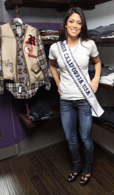 Nicole Johnson, la ex Miss California que hará padre a Michael Phelps