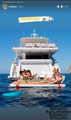 Georgina Rodríguez deslumbra en sus vacaciones con Cristiano Ronaldo en un yate de lujo