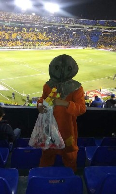 La japonesa y las burlas contra Tigres por no comprar máscaras a todos los jugadores: ''Ratones''