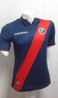 Especial: Las camisetas más raras y llamativas de clubes centroamericanos
