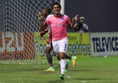 Carlos Will Mejía marcó el segundo tanto del Olimpia tras una descolgada desde tres cuartos de cancha, al final cayeron 3-2 ante Real España. Foto DIEZ