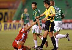 El árbitro Benigno Pineda concluye su carrera siendo uno de los árbitros más reconocidos por Honduras a nivel internacional.