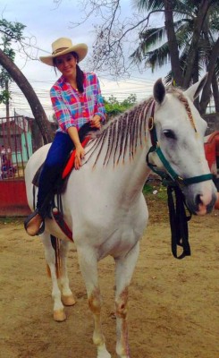 Así es Kendy Rosales, la nueva coordinadora de atletismo del INMUDE