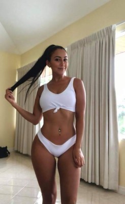 Steph González, la guapa modelo aficionada al equipo de Garrido y Rojas