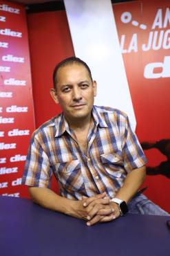 Daniel Zavaleta es el suegro de Kervin Arriaga.