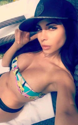 FOTOS: Las periodistas más bellas de la Concacaf que también juegan la Eliminatoria