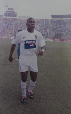 El 11 ideal del clásico capitalino de los últimos 25 años