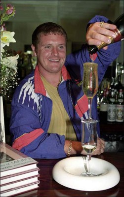 FOTOS: Los futbolistas más fiesteros en la historia del fútbol