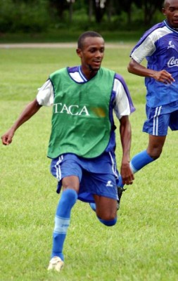 La realidad de Sub-23 de Honduras que no clasificó a JJOO de Atenas 2004