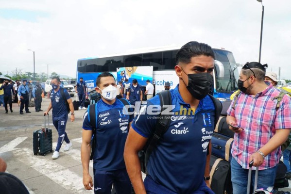 ¡Heridos! Las postales de la partida de la Honduras rumbo a Costa Rica para el juego del martes