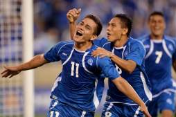 El Salvador y Trinidad igualan en gran juego